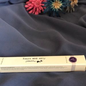 Younique fragrance Yours and only yours, me roll on